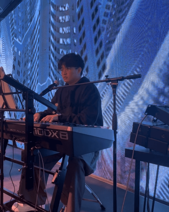 Someone Like You - live performance